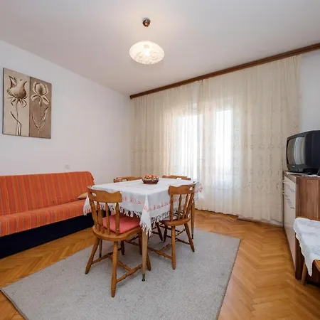 Ante Guest house Kampor