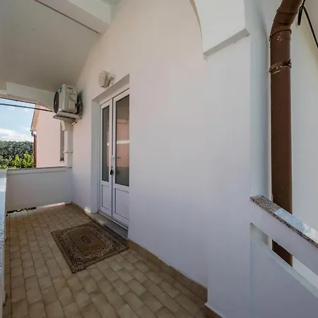 Guest house Ante 3*